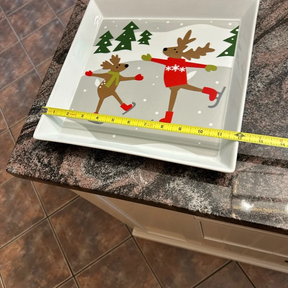 Crate&Barrel Holiday Reindeer Plate